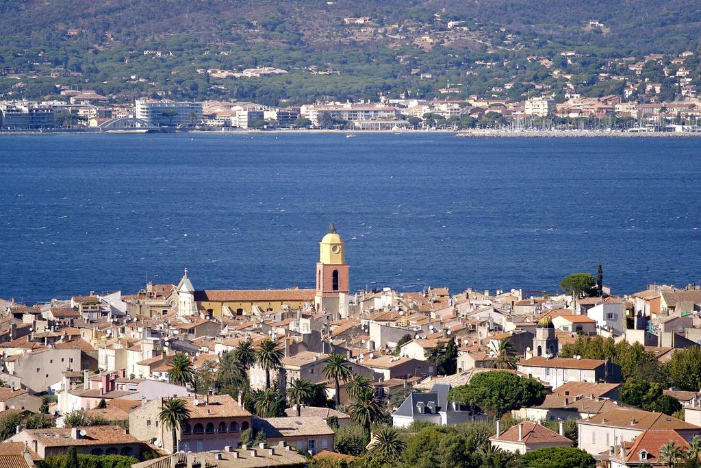 Vic'S Land Holidays Grimaud Exterior foto