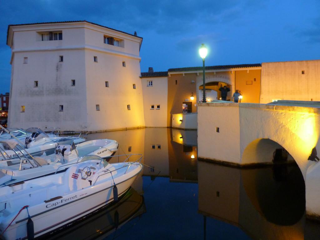 Vic'S Land Holidays Grimaud Exterior foto